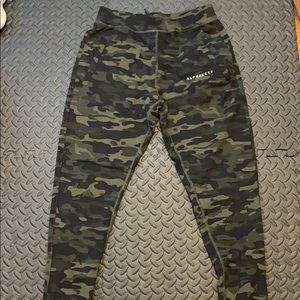 Alphalete Green Camo Joggers